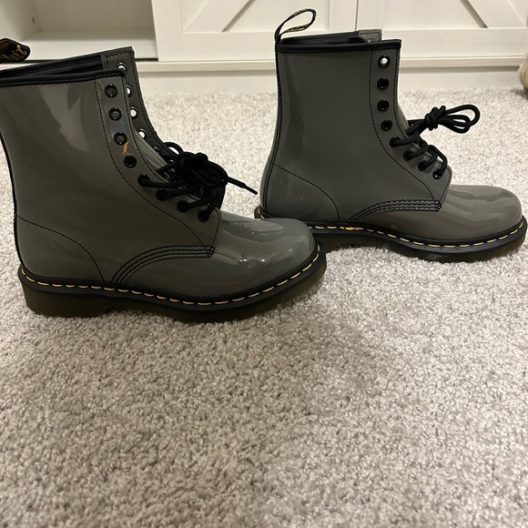 Dr. Martens 1460 Rainbow Patent Lace Up Boots Gunmetal Size 39 EU - Picture 6 of 9